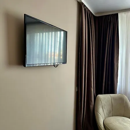 Center Elegant Living * Szófia