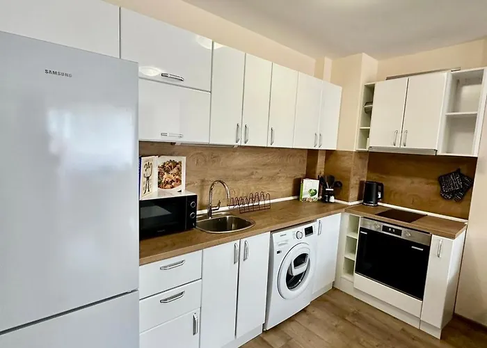 Center Elegant Living * Sofia