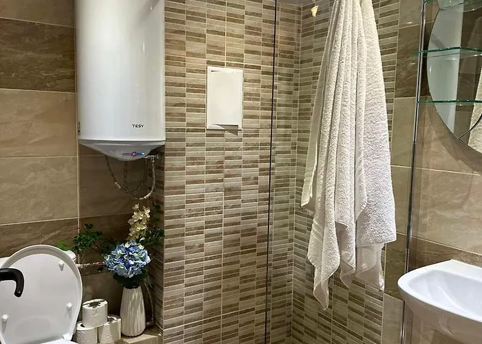 Center Elegant Living * Sofia